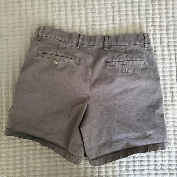 Gap 6” Short Size 31 - Picture 2 of 5